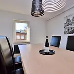 Apartment Chic & Stylish Victus Near The In By Renters *