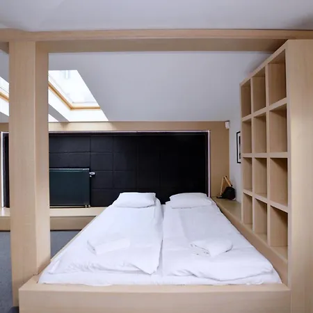 Chic & Stylish Victus Near The In By Renters Sopot