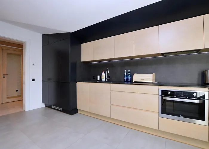 Victus Apartamenty, Aura *