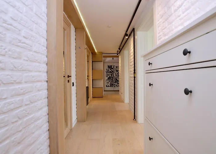 Victus Apartamenty, Aura *