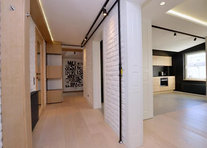 Victus Apartamenty, Aura *